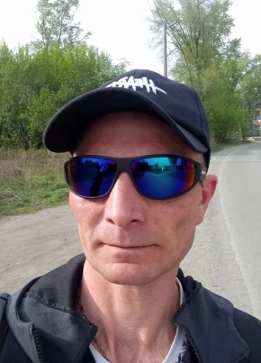 Алексей Астахов из Бийска 36 лет