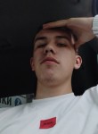 Viktor, 20, Yekaterinburg