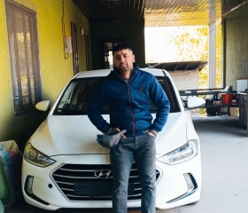 Ruslan, 30, Yekaterinburg