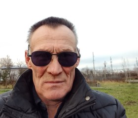 Viktor, 57, Tver