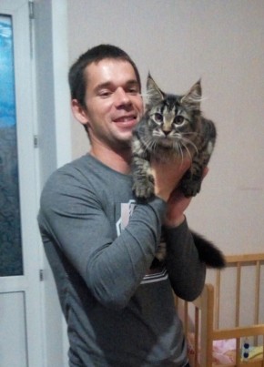 Олег, 37, Россия, Нея