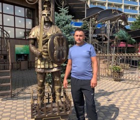 Олег, 46 лет, Альметьевск