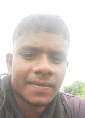 Vishnu, 18, India, Warora