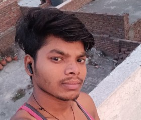Laddo Mukhiya, 19 лет, Ludhiana