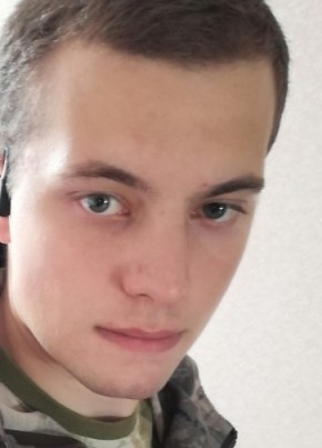Aleks, 27, Russia, Omsk