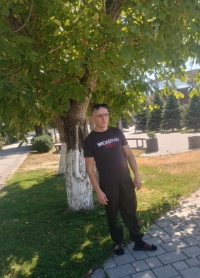 Дмитрий из Георгиевска 37 лет