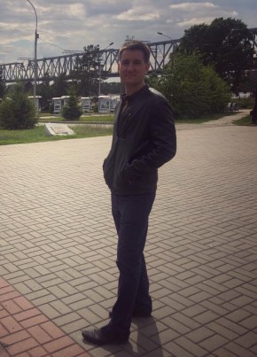 Oleg, 37, Russia, Sochi