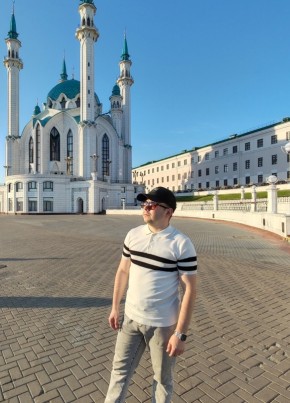 Евгений из Казани 36 лет