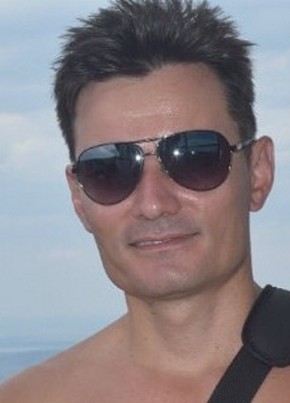 Александр из Екатеринбурга 49 лет