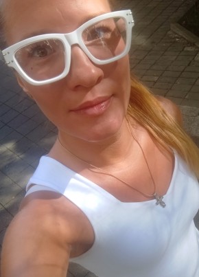 Ирина из Сочи 34 года