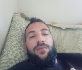 Yuri Momchil, 36, Ikhtiman