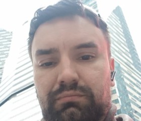 Mikhail, 40, Saint Petersburg