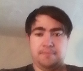 Adrian, 25, Los Angeles