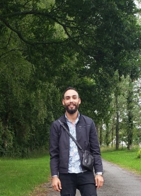 Karim, 33, République Française, Quimper