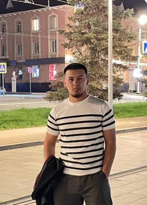 Амир из Альметьевска 20 лет