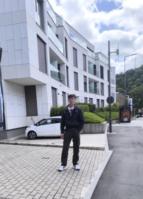 Bega из Stad Lëtzebuerg 35 лет