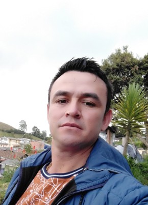 Andrés, 37, República de Colombia, Manizales
