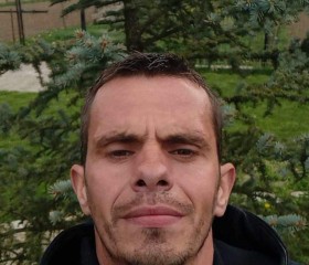 Florin Emanuel, 31, Paltinoasa