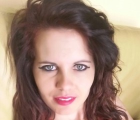Valentina, 36, San Cataldo