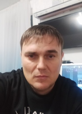 Винипух, 36, Россия, Новокорсунская