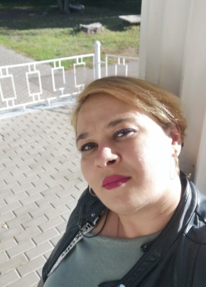 Елена, 36, Россия, Щигры