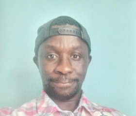 Moustapha, 33, Braunschweig