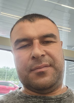 Анвар из Артема 18 лет