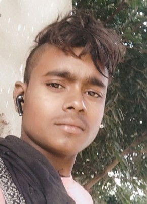 Karan Kumar, 18, India, Agra