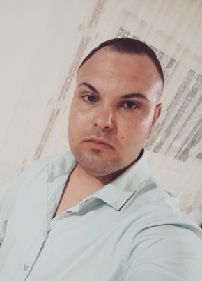 Lazar, 23, Србија, Ниш