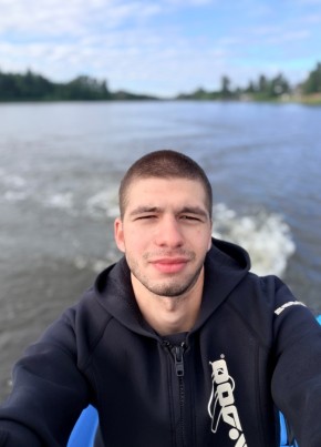 Иван из Вышгорода 21 год