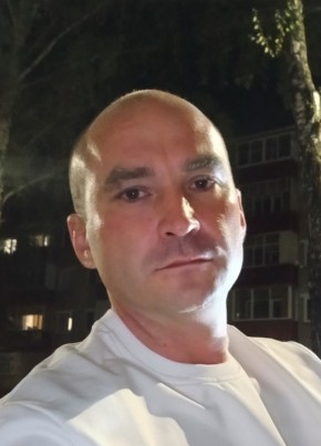Андрей из Нижнекамска 44 года