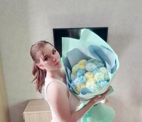 Elena, 19, Saint Petersburg