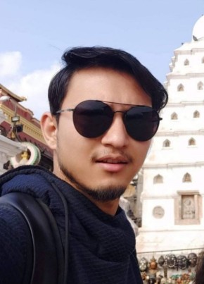 Don dai, 22, Nepal, Patan