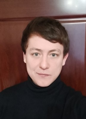 Максим Кузнецов из Санкт-Петербурга 32 года