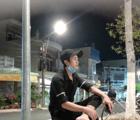 Hoàng Anh, 24, Vi Thanh