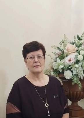 Людмила из Тихвина 63 года
