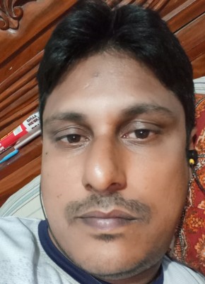Md Alamgir hossa, 38, Bangladesh, Dhaka