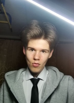 Влад из Сокола 19 лет