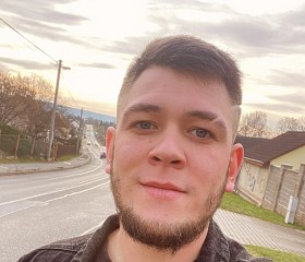 Maksim, 21 год, Plzeň
