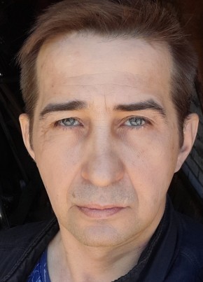 Александр из Пикалёво 51 год