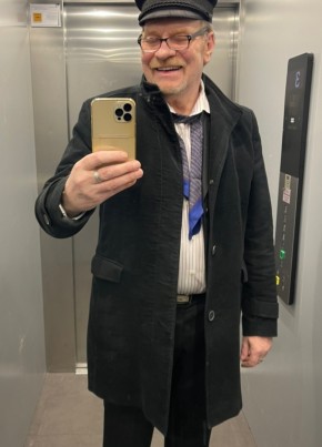 Artur, 66, Iceland, Reykjavik