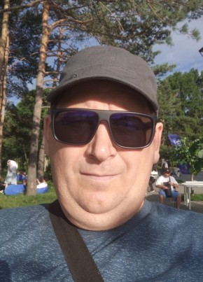 Игорь из Новосибирска 53 года