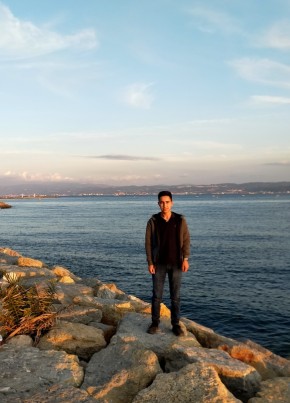 Ali can, 20, Türkiye Cumhuriyeti, Sivrihisar