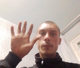 Dmitriy, 27, Kormilovka