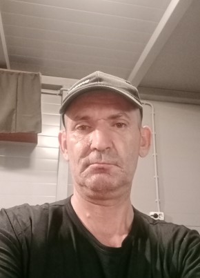 Василий из Петрозаводска 47 лет