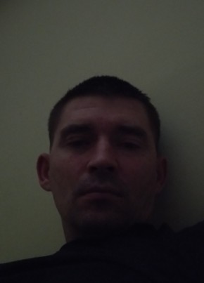 Максим из Москвы 44 года