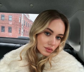 Darya, 29, Singaraja