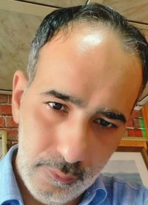 Zahir, 48, People’s Democratic Republic of Algeria, Bab Ezzouar
