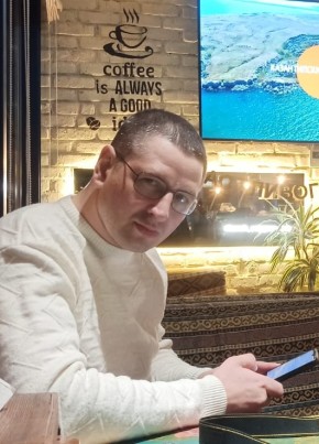 Александр, 35, Россия, Евпатория