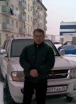 leva, 54 года